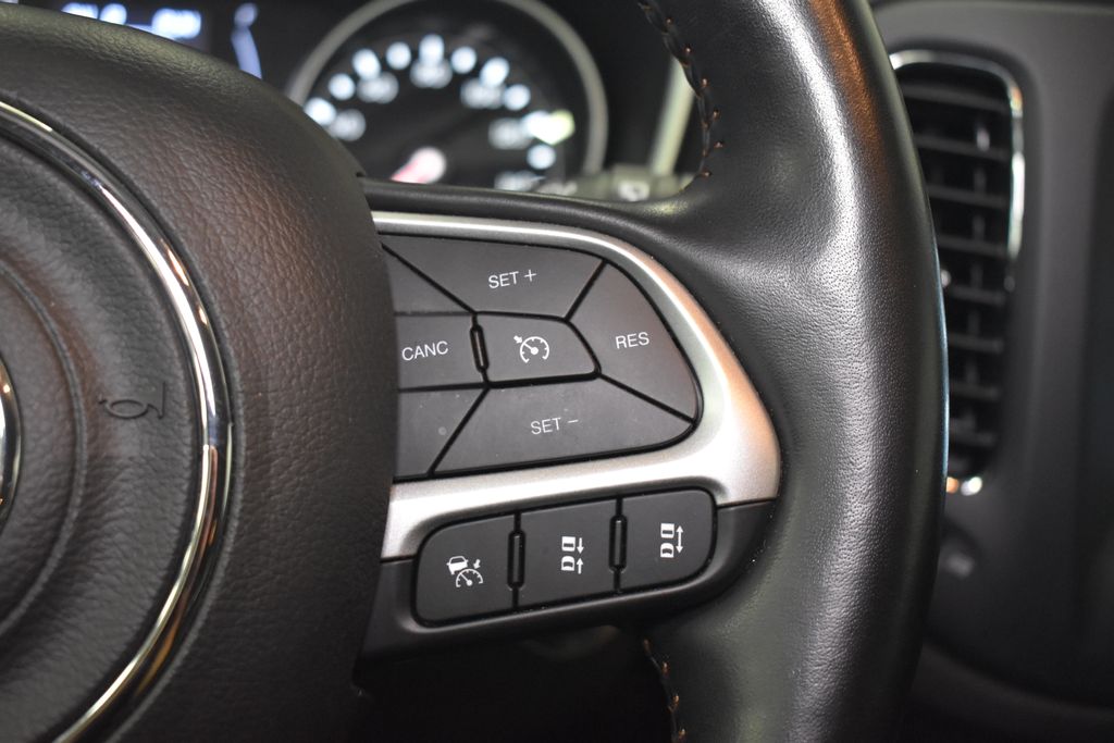 2020 Jeep Compass Latitude 25