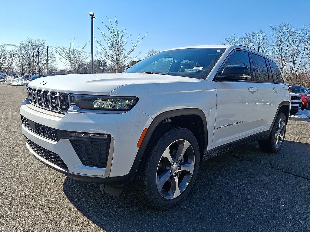 New 2026 Jeep Grand Cherokee SUV