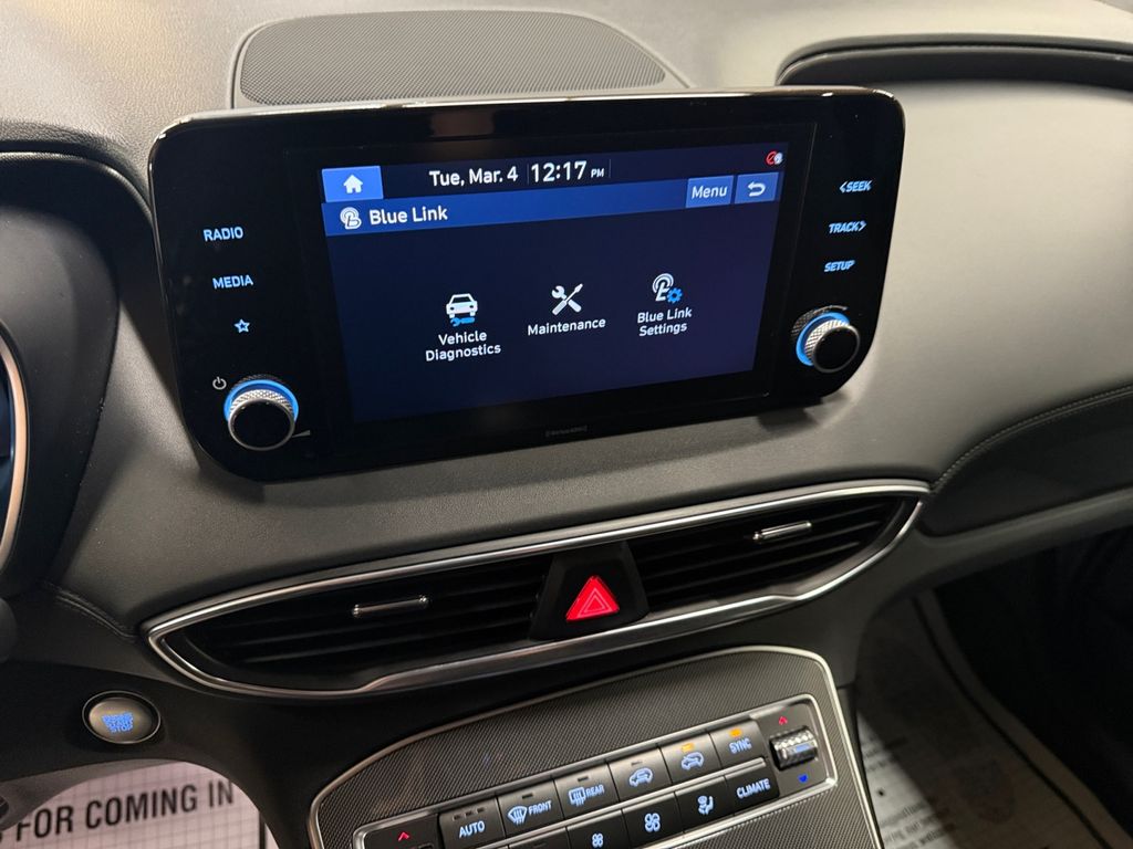 2022 Hyundai Santa Fe SEL photo
