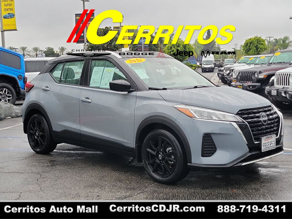 2022 Nissan Kicks SV FWD