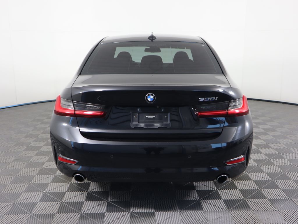 Thumbnail: 2021 BMW 3 Series - 6