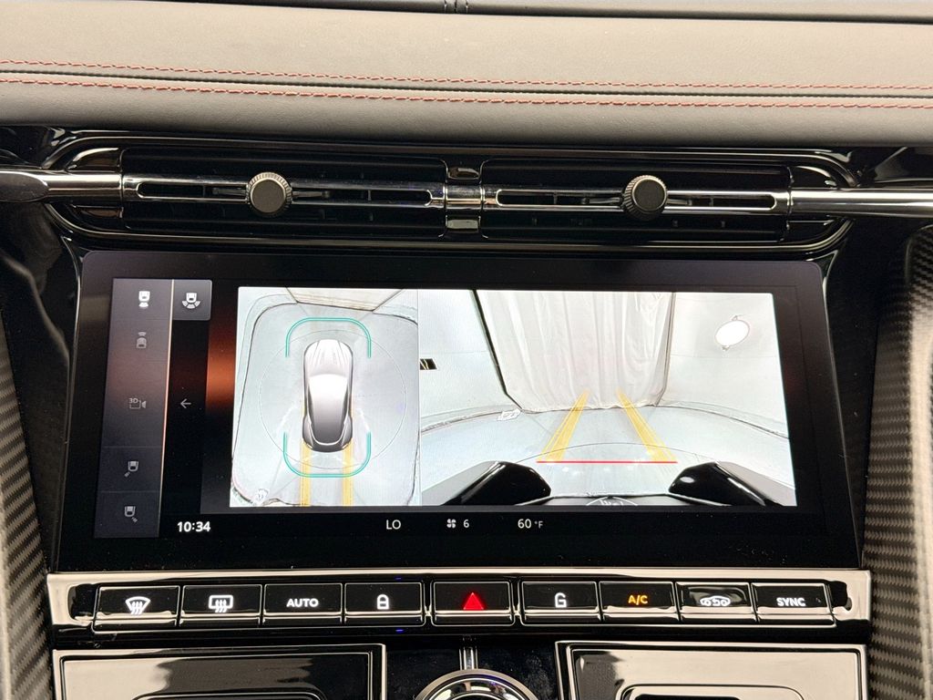2025 Aston Martin DB12 Base - Photo 15