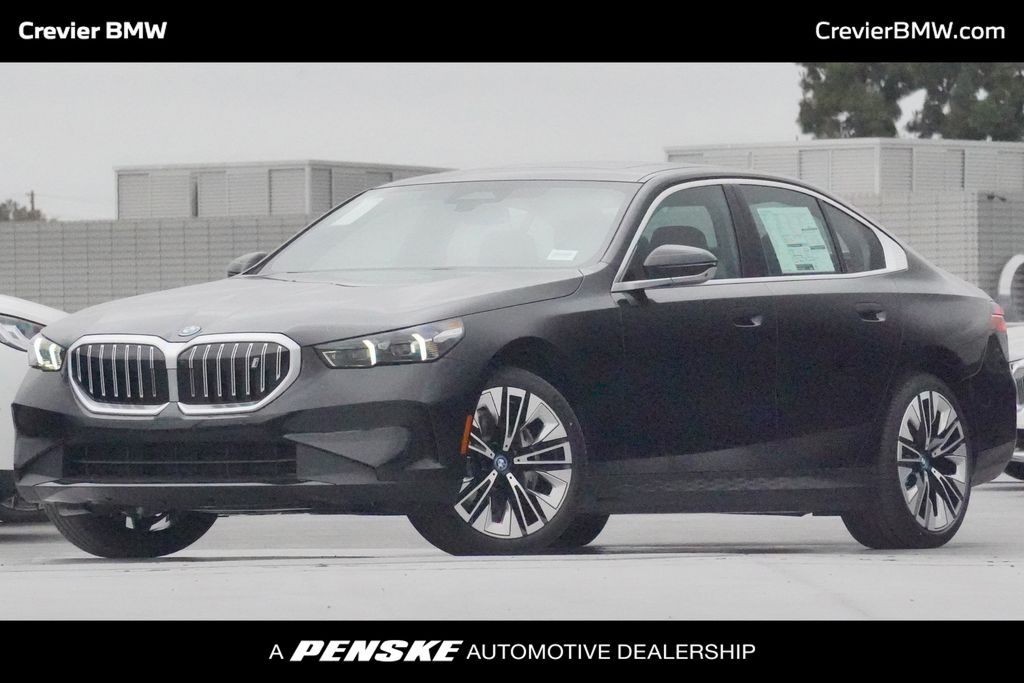 2025 BMW i5 eDrive40 -
                Santa Ana, CA