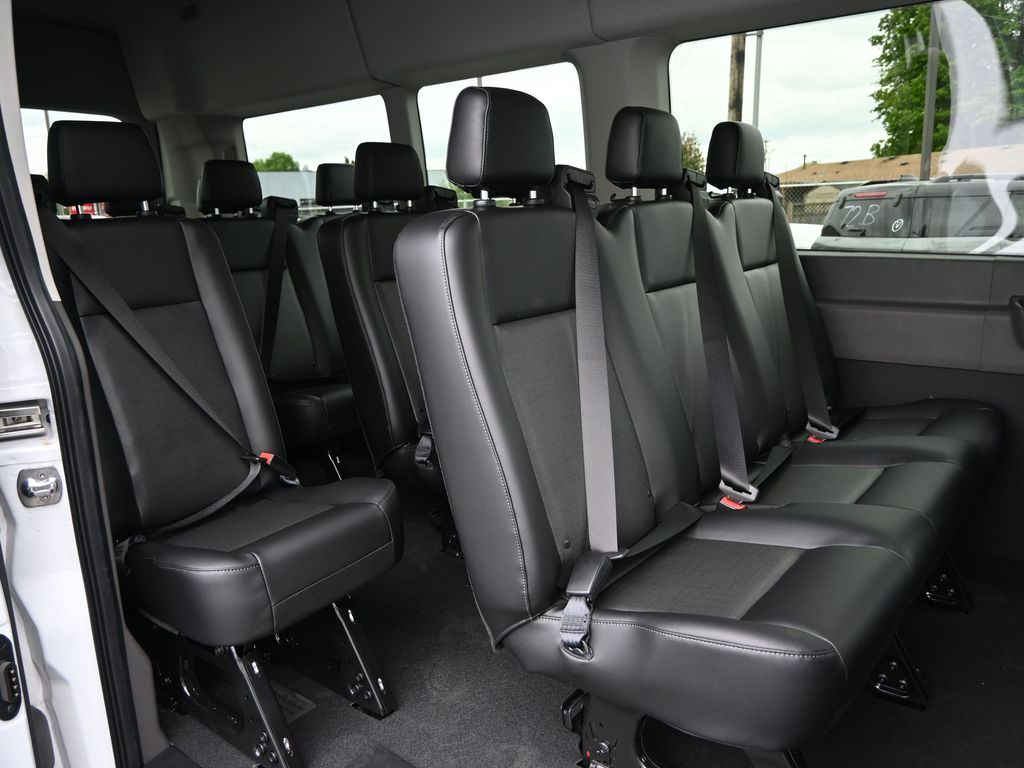 2025 Ford Transit 350 HD XL