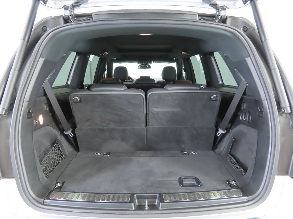 Thumbnail: 2019 Mercedes-Benz GLS - 29