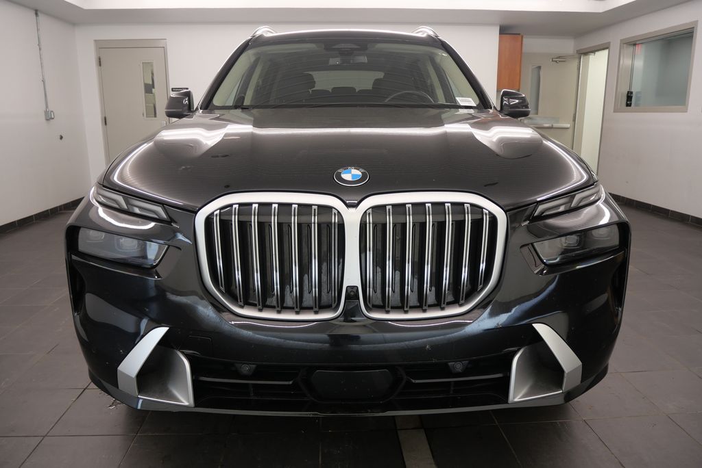 2024 BMW X7 xDrive40i 9