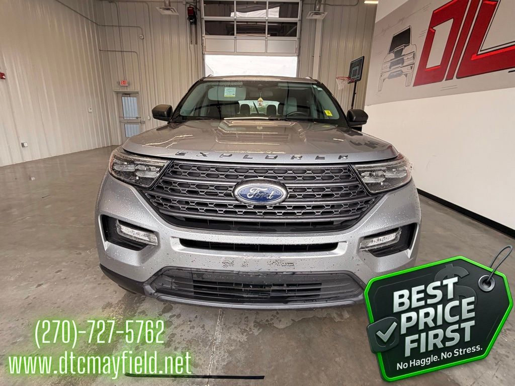 Silver 2021 Ford Explorer XLT AWD SUV / Crossover All-Wheel Drive Automatic