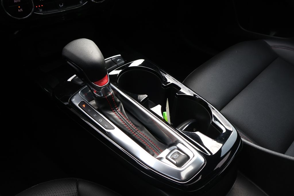 Thumbnail: 2024 Chevrolet Trax - 21