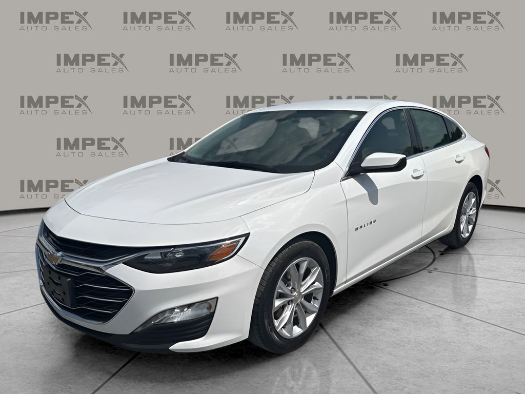 2025 Chevrolet Malibu 1LT's photo