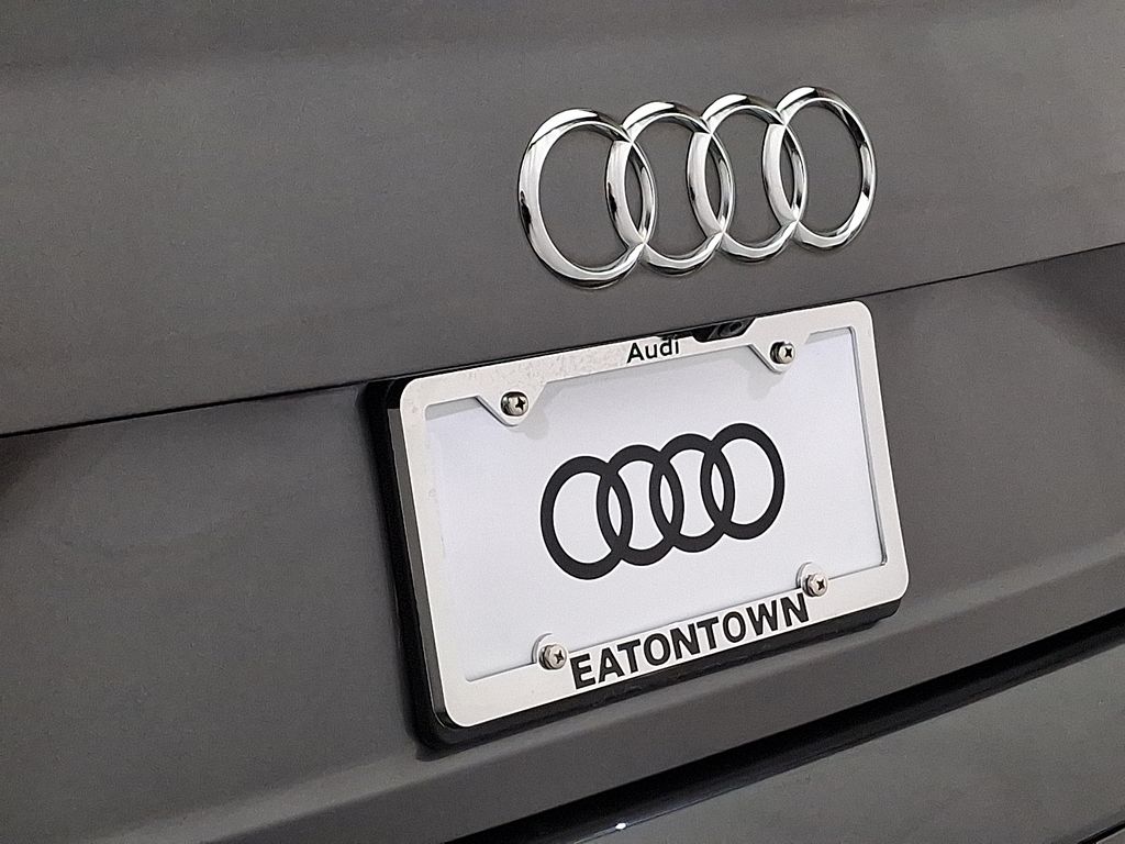 Thumbnail: 2019 Audi Q7 - 32