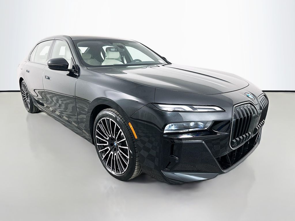 Thumbnail: 2026 BMW 7 Series - 3