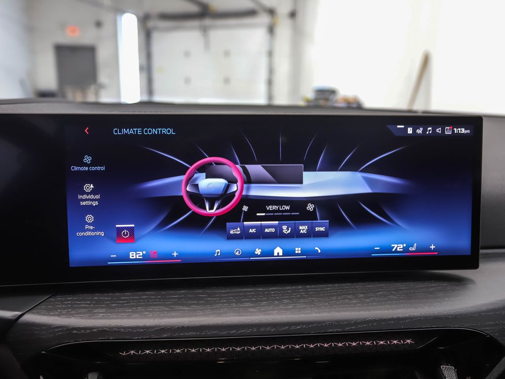 Thumbnail: 2026 BMW 2 Series - 18