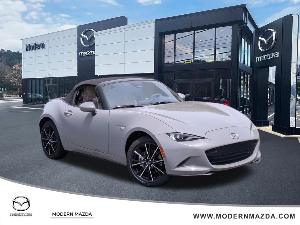 Aero Gray Metallic 2026 Mazda MX-5 Miata Convertible Rear-Wheel Drive 6-Speed Automatic