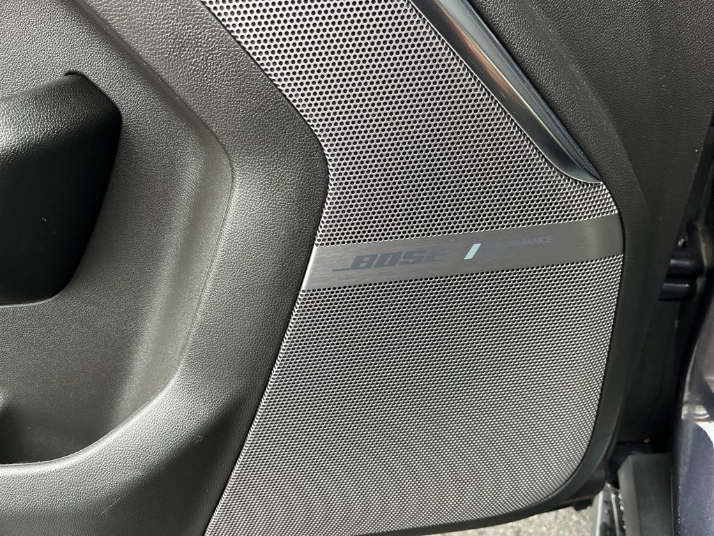 Thumbnail: 2024 GMC Yukon XL - 12