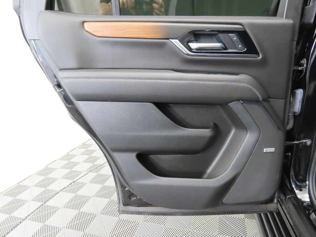 Thumbnail: 2025 GMC Yukon - 28