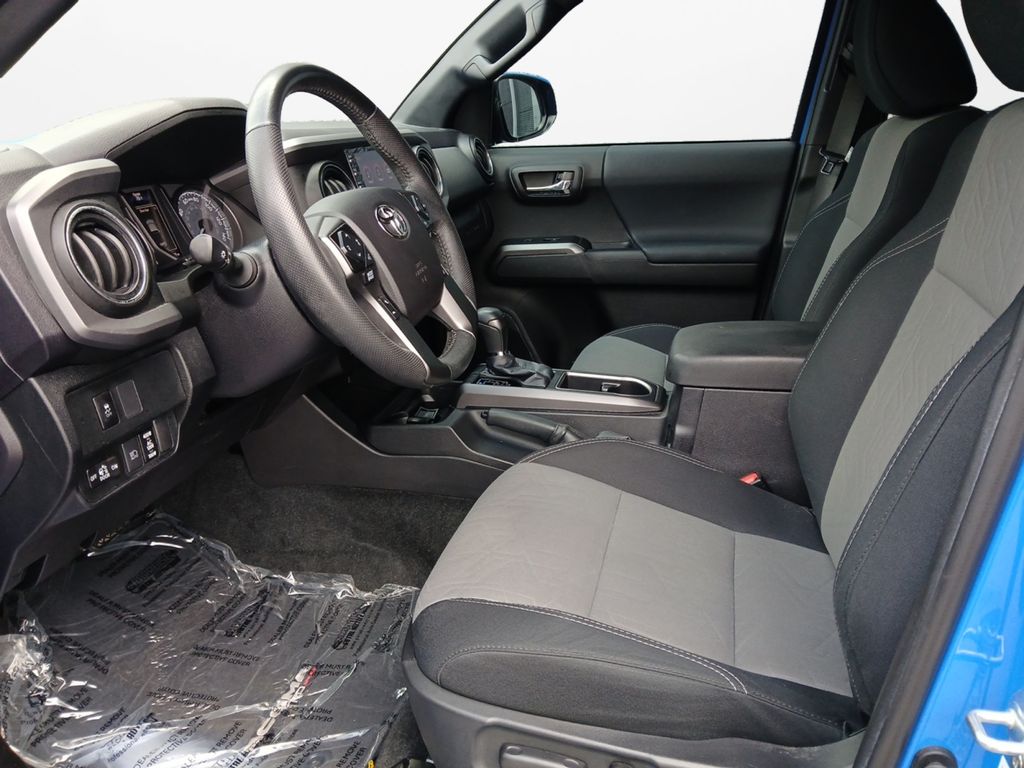 Used Car 2021 Toyota Tacoma  Trd Sport For Sale Under $35,000 In Austin, Texas
