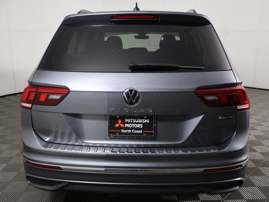 Used 2024 Gray Volkswagen 2.0T S image 10