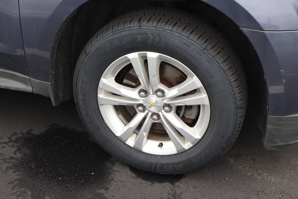 Thumbnail: 2013 Chevrolet Equinox - 5