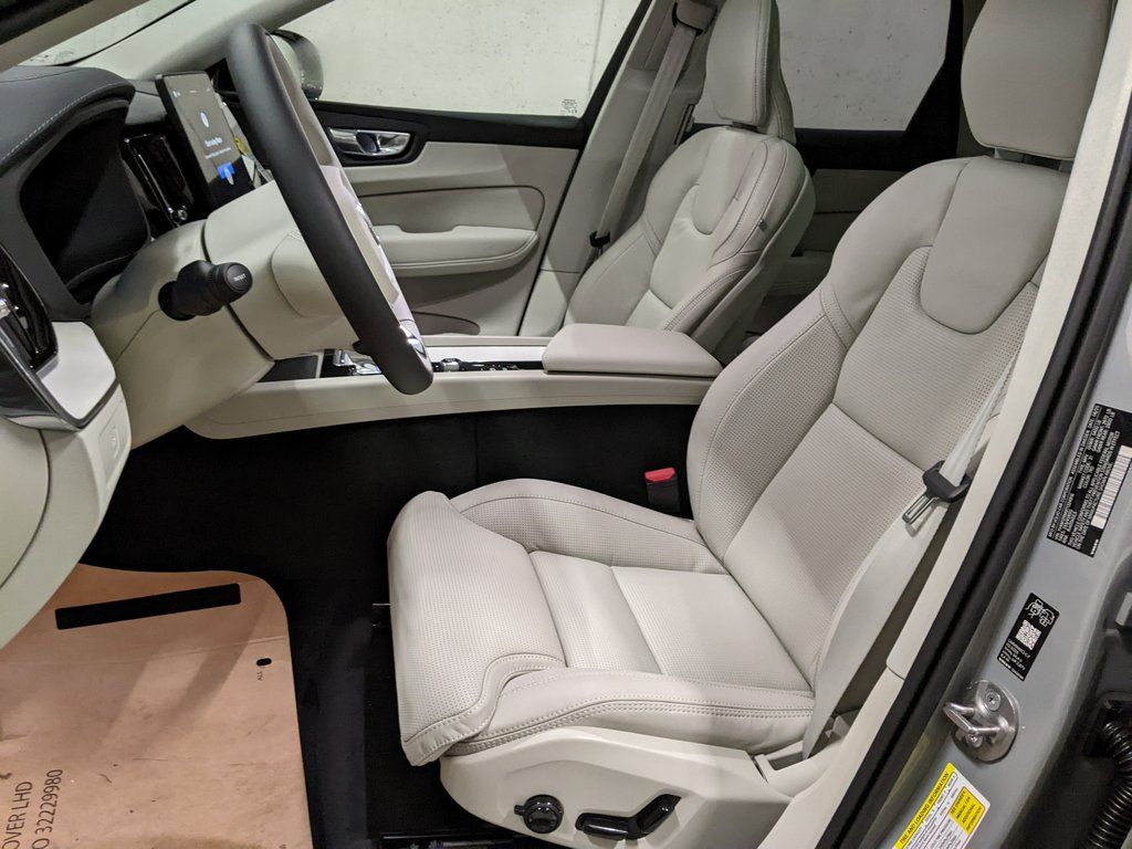 2026 Volvo XC60 Ultra - Photo 11
