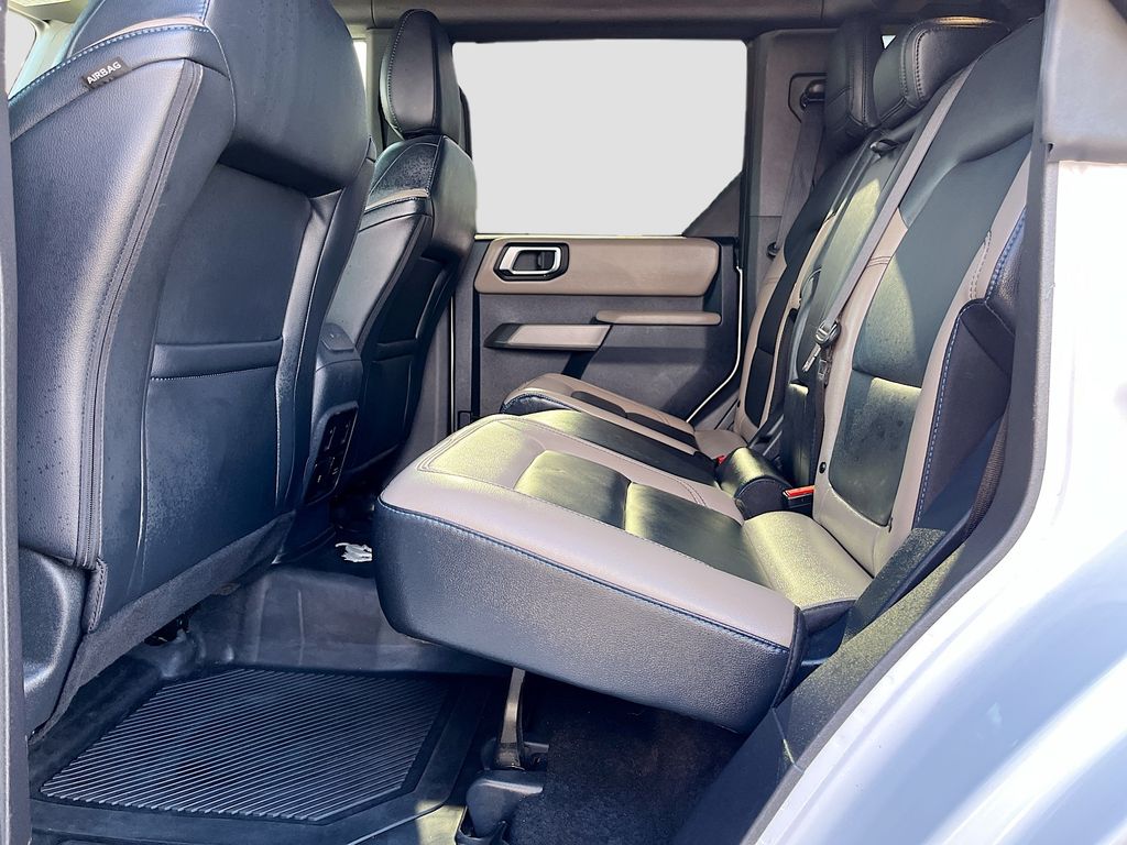 Used 2023 White Ford Wildtrak image 23