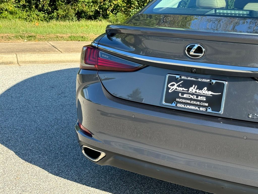 2021 Lexus ES 350 14