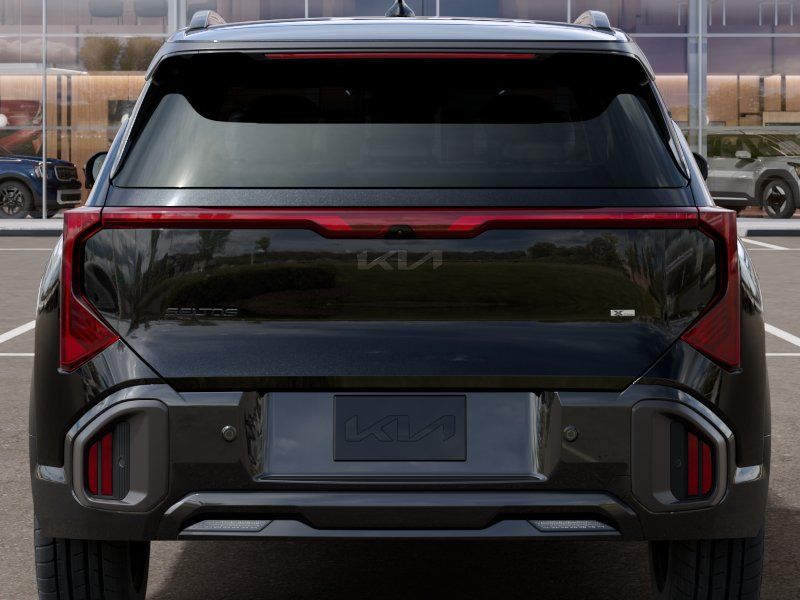 New 2027 Black Kia X-Line S image 13