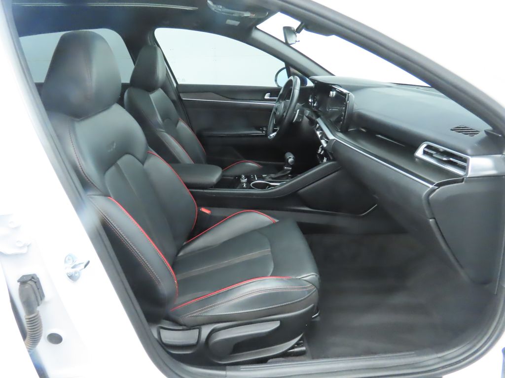 2024 Kia K5 GT 21