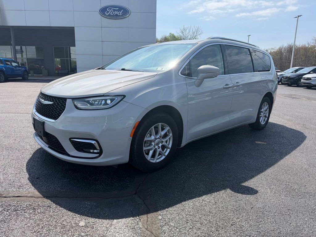 2021 Chrysler Pacifica Touring L - 0