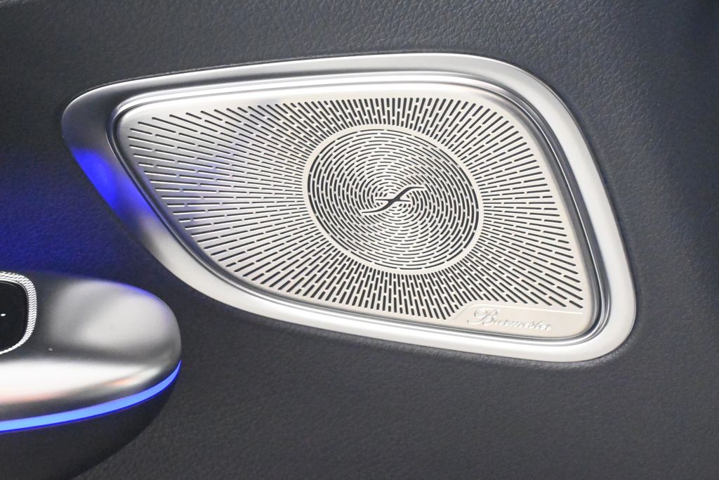 Thumbnail: 2026 Mercedes-Benz GLC - 26