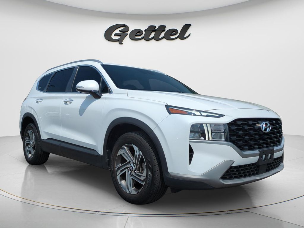 Used 2023 White Hyundai SEL image 3
