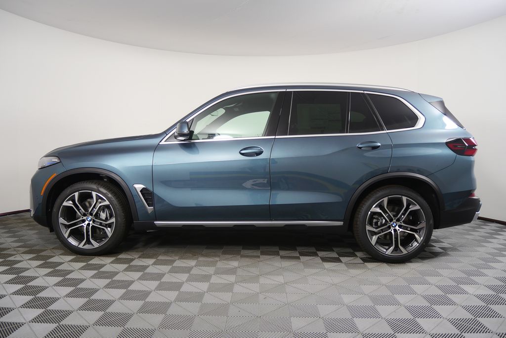 Thumbnail: 2026 BMW X5 - 6