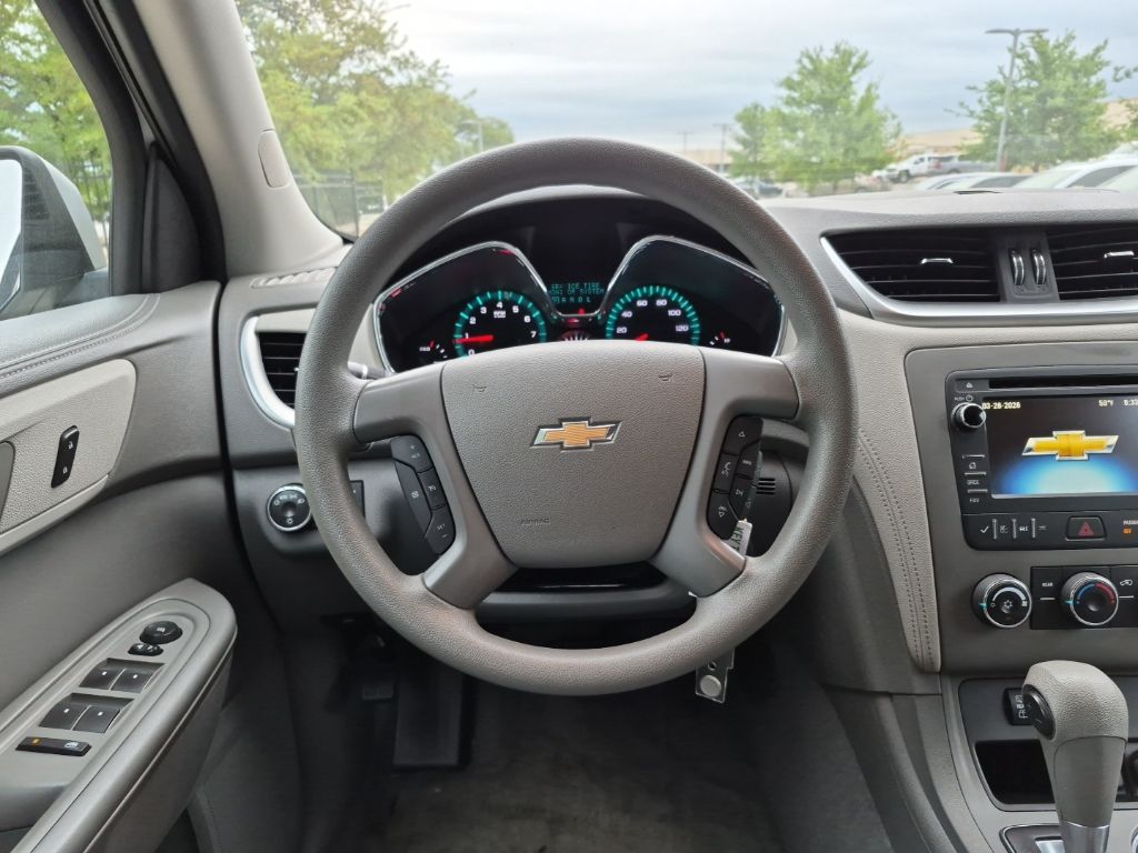 Used Car 2015 Chevrolet Traverse  Ls For Sale Under $10,000 In Austin, Texas