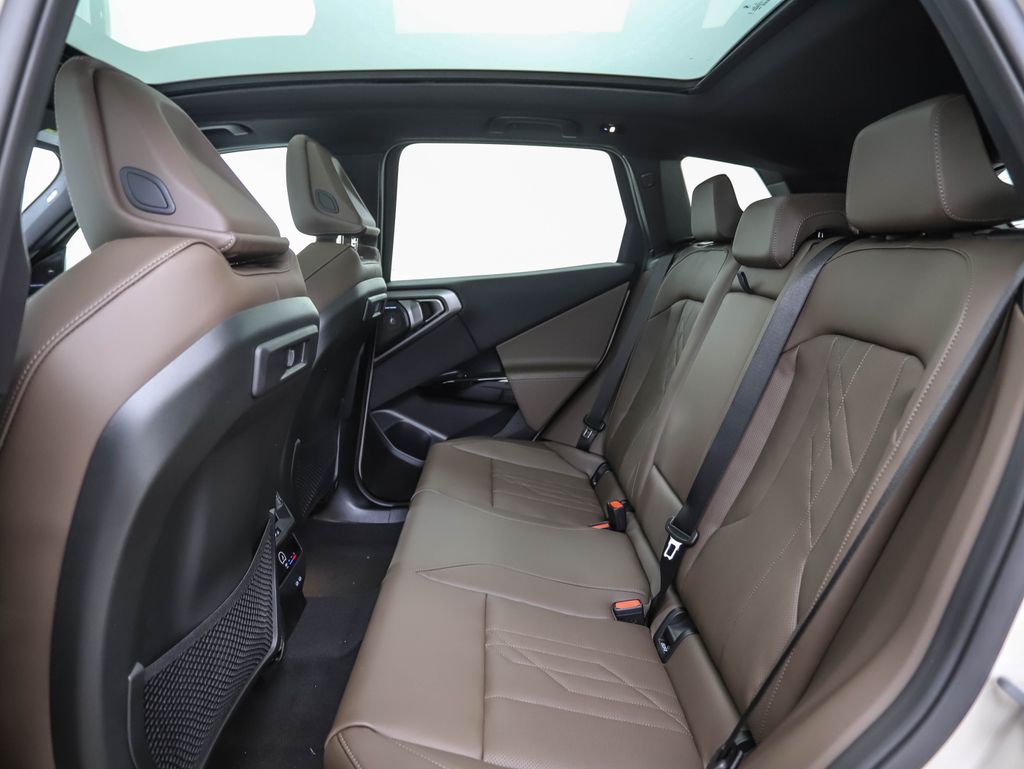 Thumbnail: 2026 BMW X3 - 21