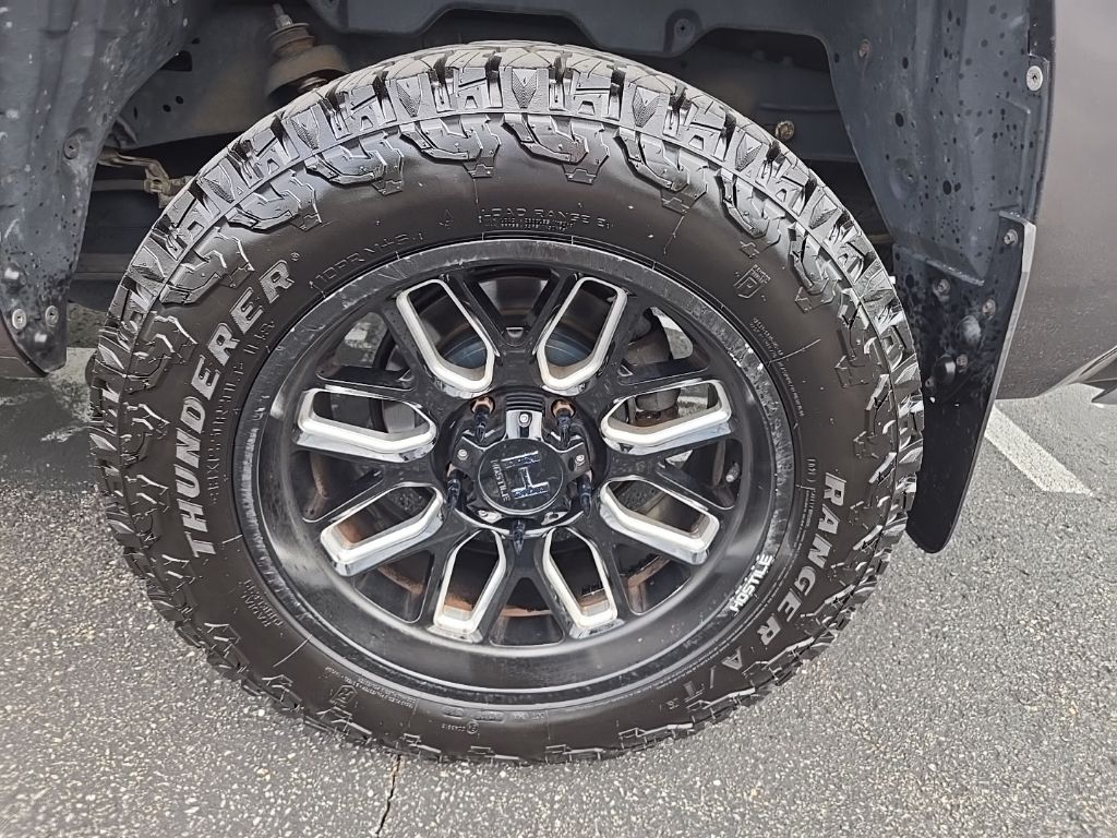 Thumbnail: 2014 Toyota Tundra - 14