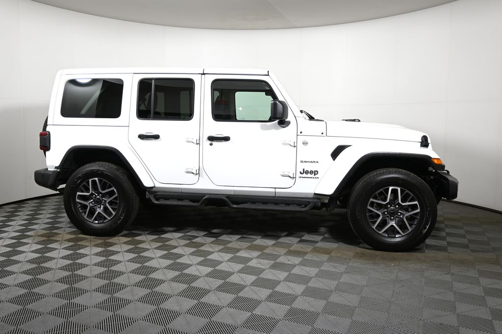 Thumbnail: 2024 Jeep Wrangler - 9