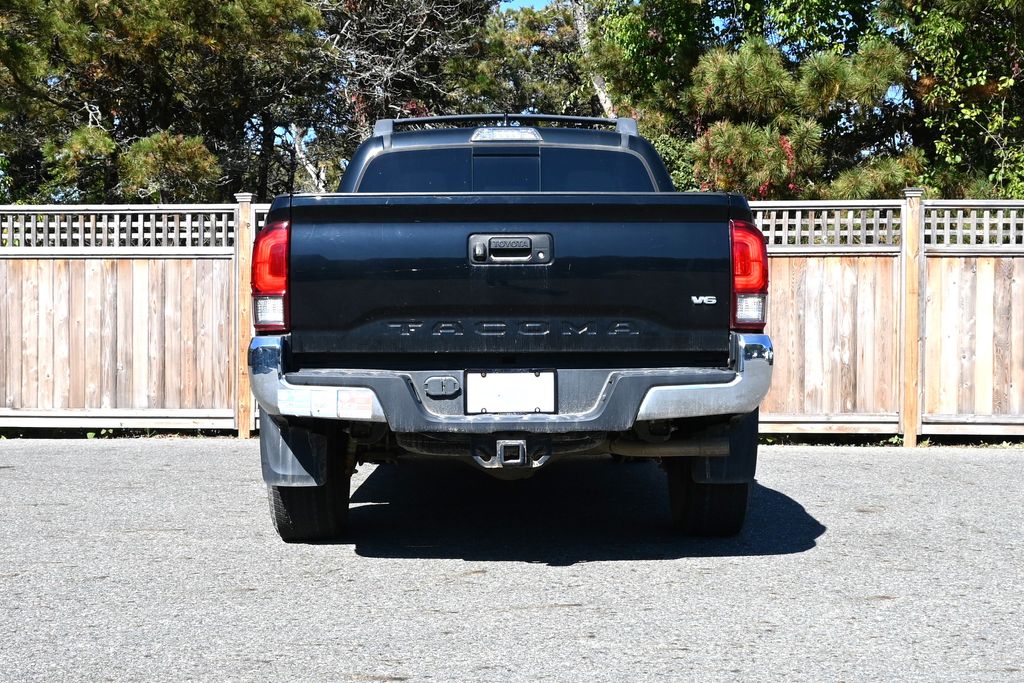 Thumbnail: 2017 Toyota Tacoma - 5
