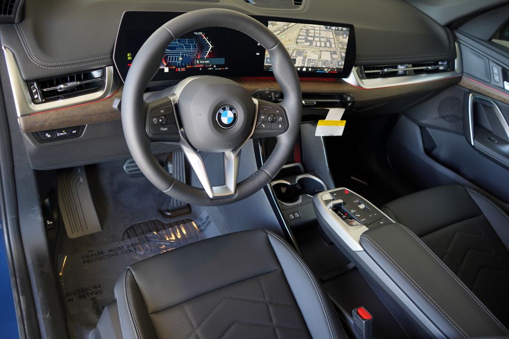 Thumbnail: 2026 BMW X1 - 13