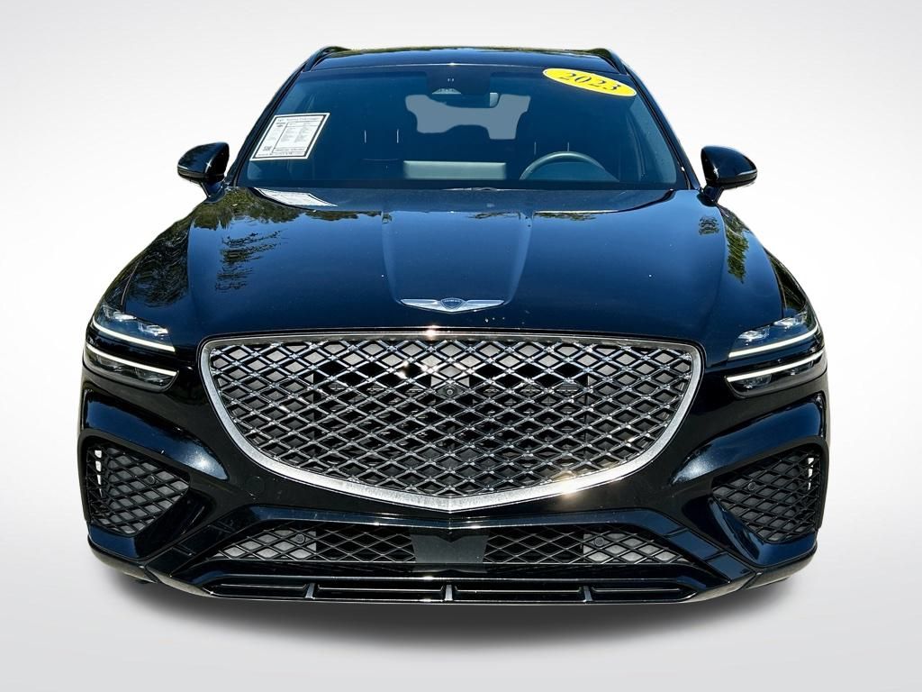 2023 GENESIS GV70 Standard's photo