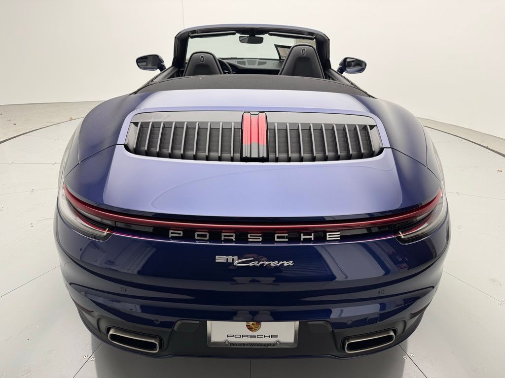 2022 Porsche 911 Carrera 4