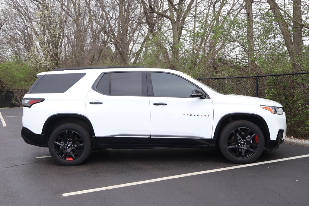 Thumbnail: 2020 Chevrolet Traverse - 10