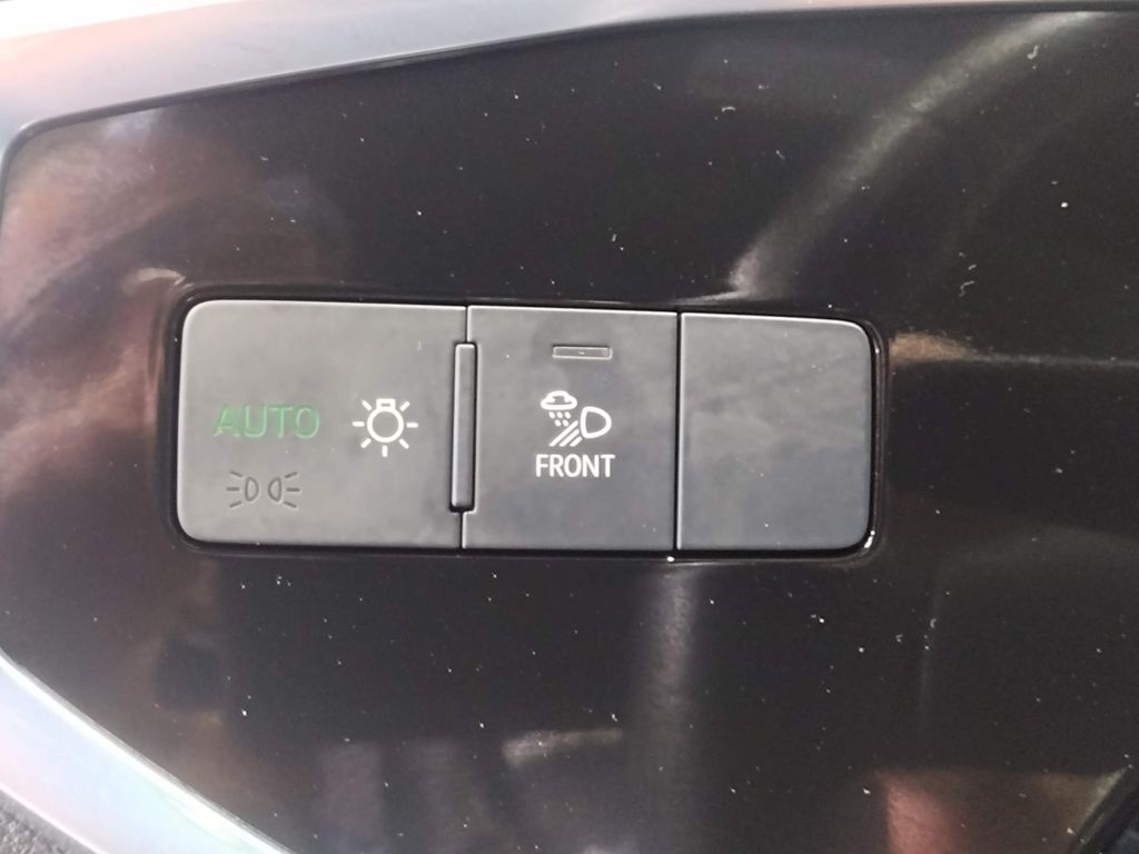 2023 Audi Q3 Premium