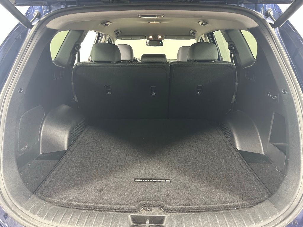 Thumbnail: 2019 Hyundai Santa Fe - 25