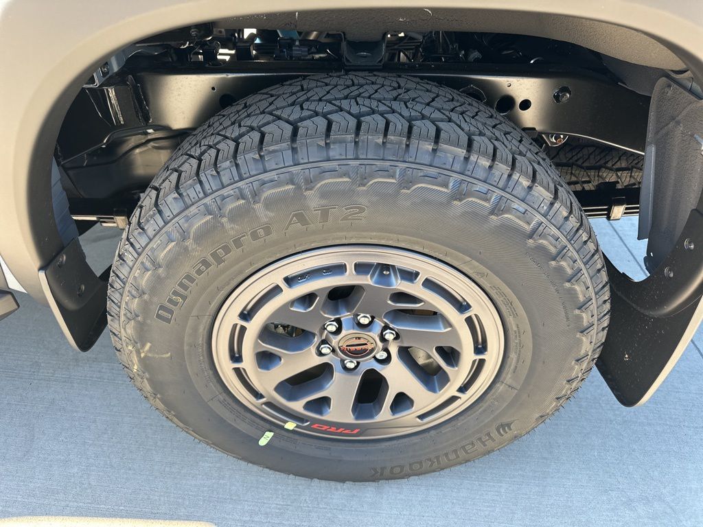 2025 Boulder Gray Pearl Nissan Frontier PRO-4X 4X4 Truck