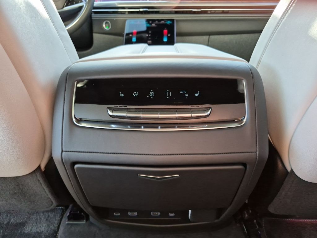Used Car 2025 Cadillac Escalade Esv  Sport Platinum For Sale Under $120,000 In Austin, Texas