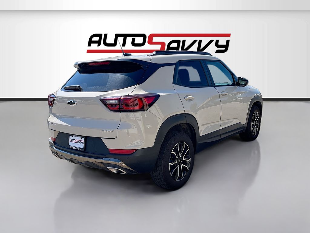 Used 2026 White Chevrolet ACTIV image 7