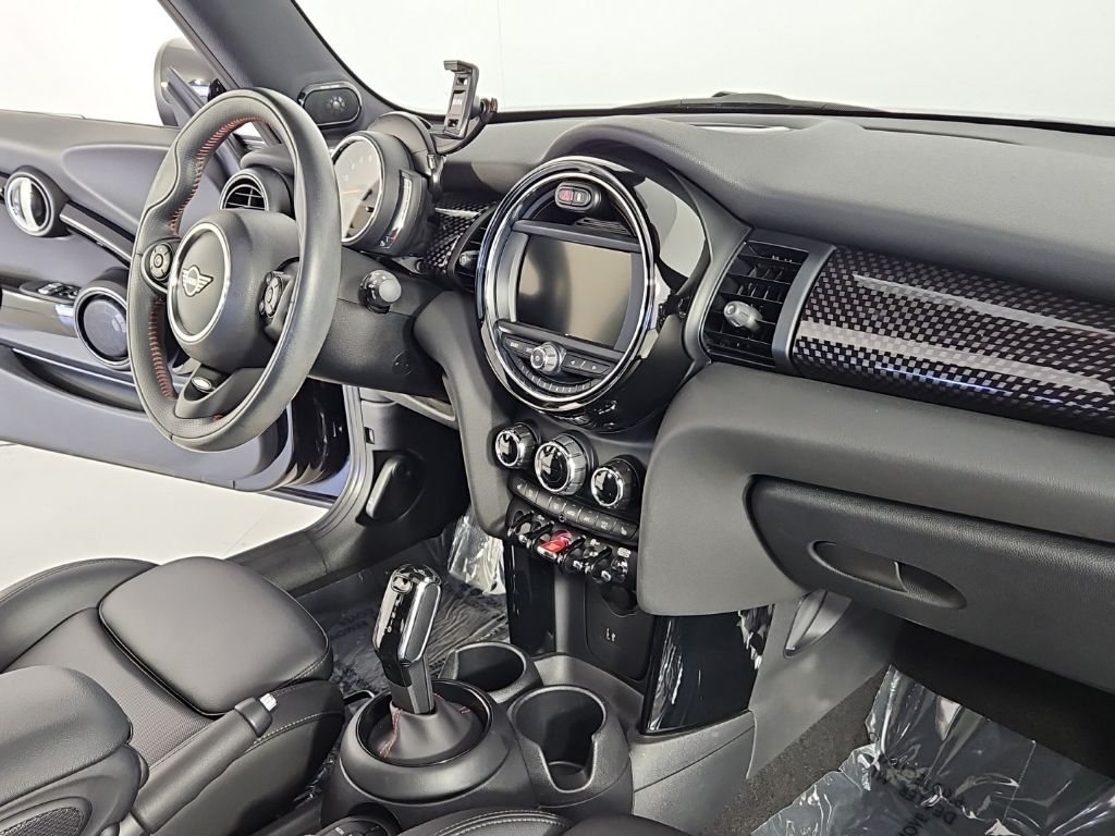 Thumbnail: 2020 MINI Cooper - 13