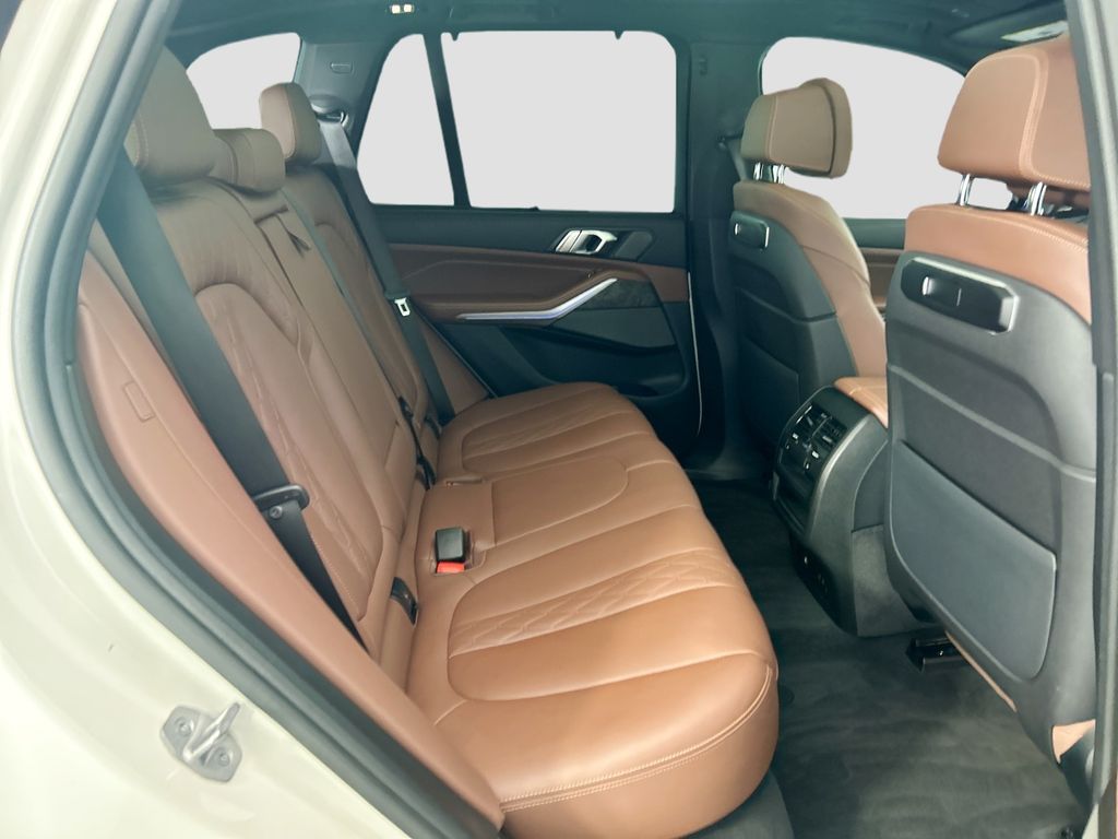Thumbnail: 2024 BMW X5 - 21