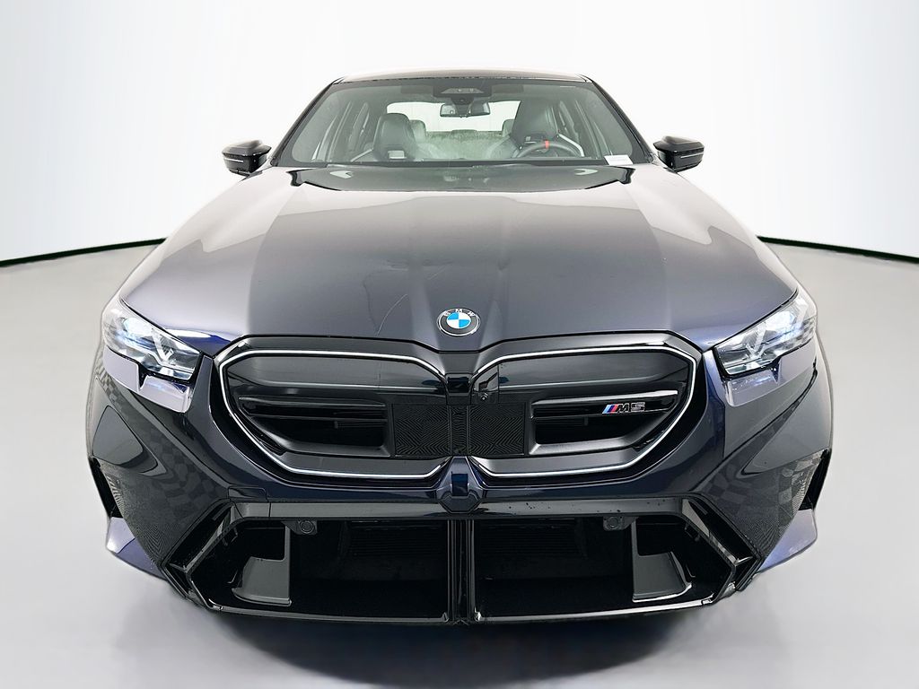 Thumbnail: 2026 BMW M5 - 2