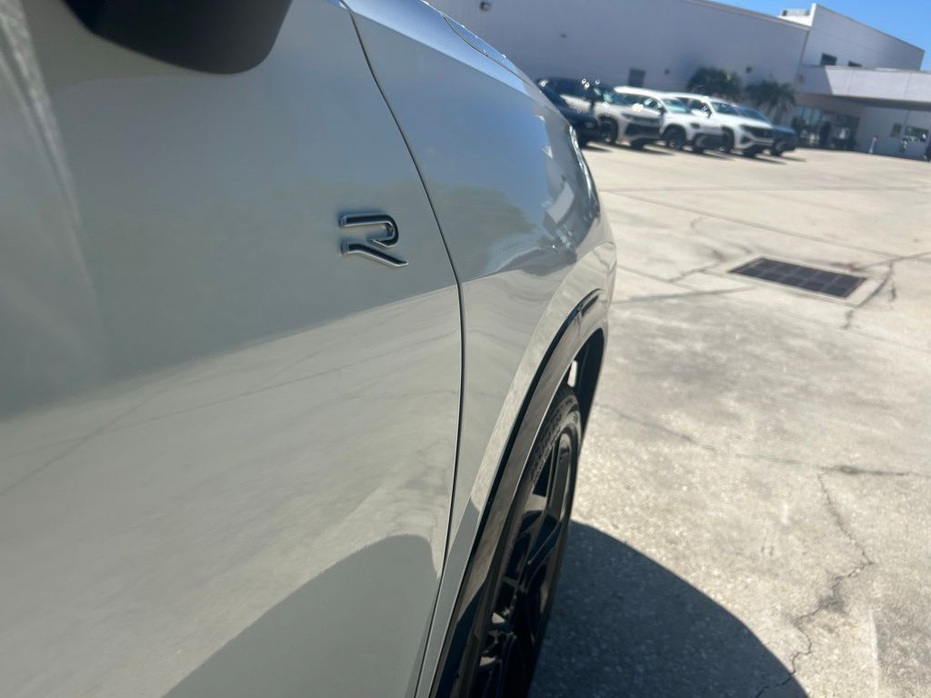 New 2026 Opal White Pearl Volkswagen 2.0T SE R-Line Black image 33
