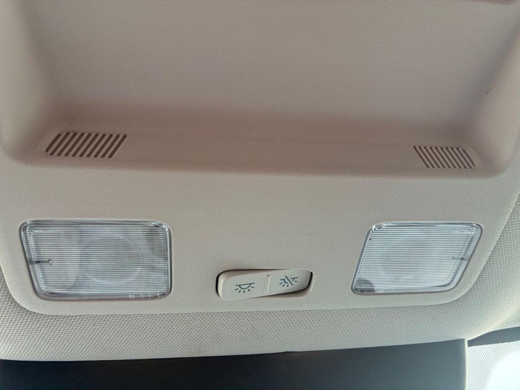 Used Car 2023 Ford Maverick  Xl For Sale Under $25,000 In Austin, Texas